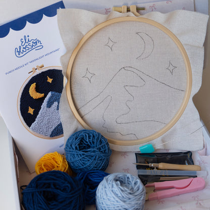 Kit de punch needle "Moonlight mountains"