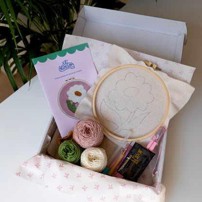 Kit de punch needle "Blushed flower"