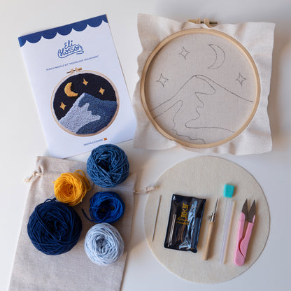 Kit de punch needle "Moonlight mountains"